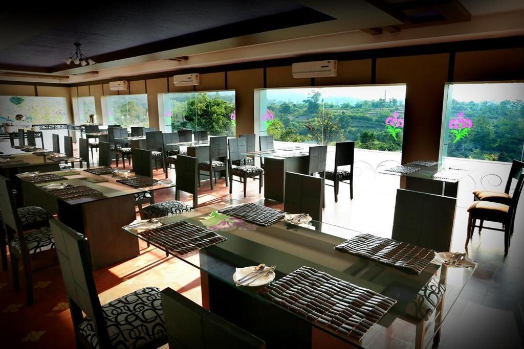 Vision Nature Resorts Varagampadi 外观 照片